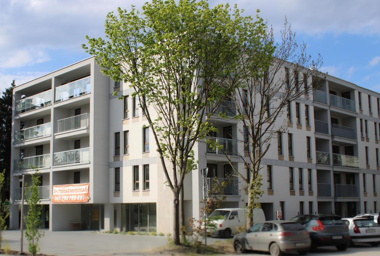 Apartament Black-Niska Z Garazem Podziemnym Kielce Bagian luar foto